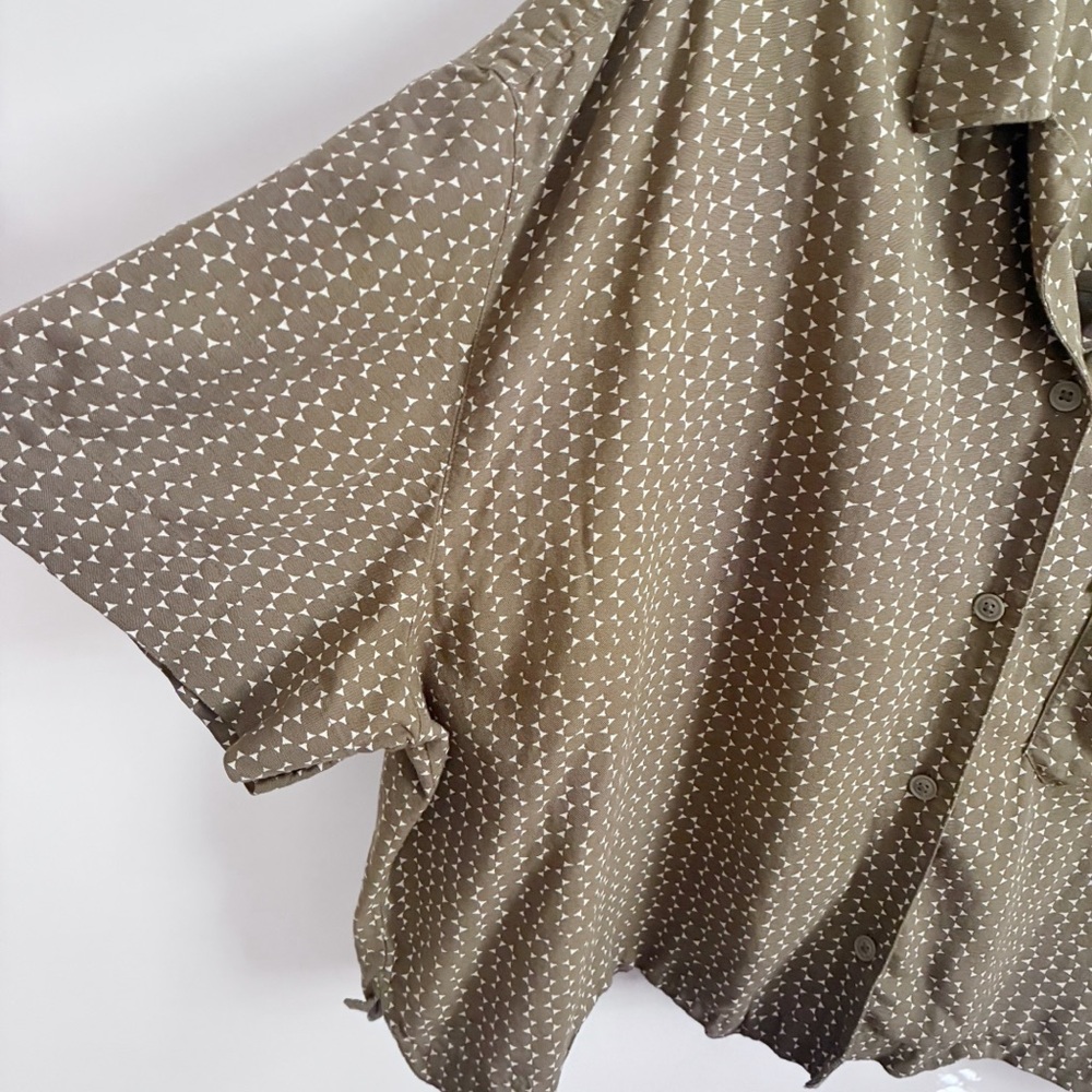 Levi’s Zandt crop top green olive white button up circles collar oversized - Picture 3 of 8